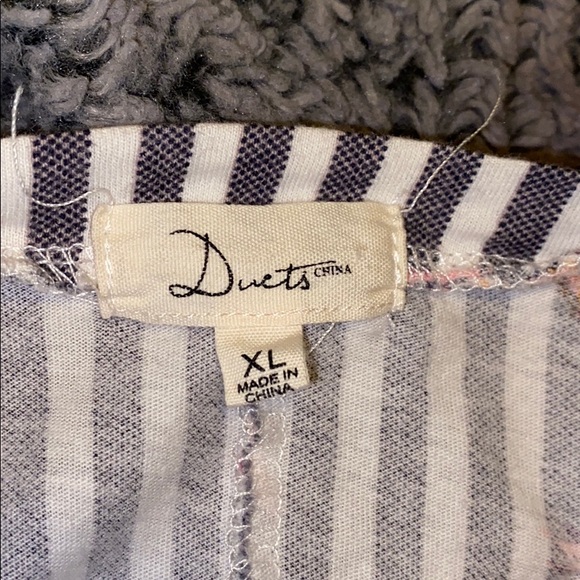 Shirt - Picture 3 of 3